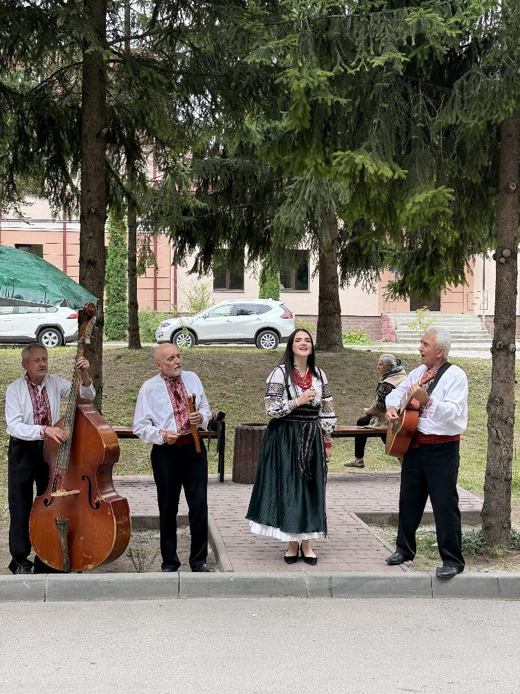 Створюємо простір, де є не лише медичне лікування, а й людяність та надія